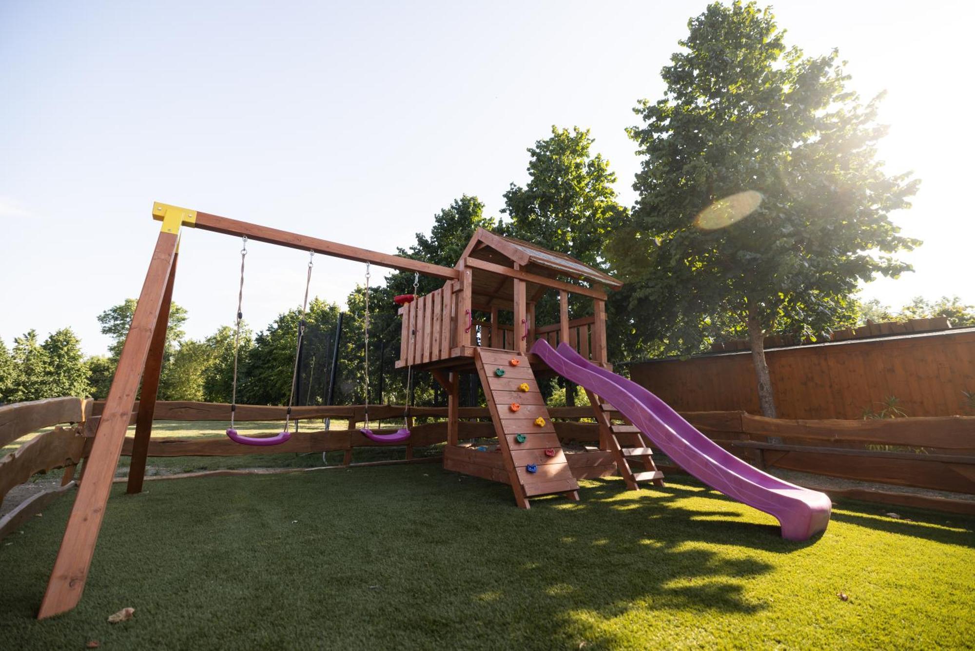 Mitosz Apartman Gyomaendrod Exterior photo