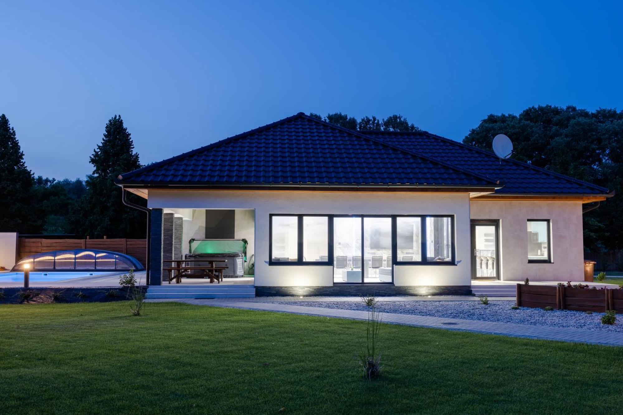 Mitosz Apartman Gyomaendrod Exterior photo